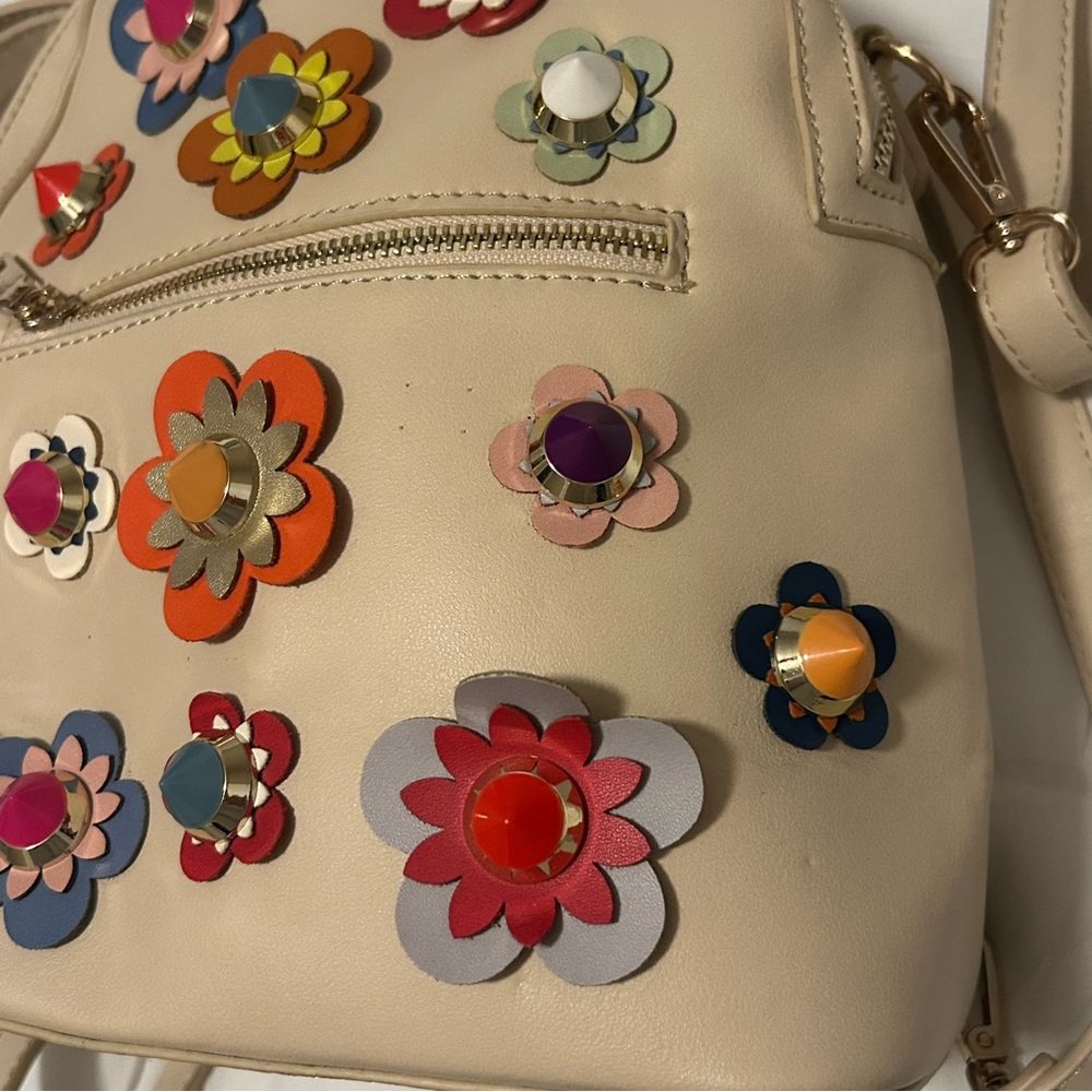 Floral Embellished Cream Boho Mini Backpack - Picture 12 of 16